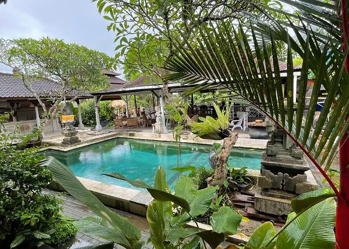 Hotel Chakra Living *