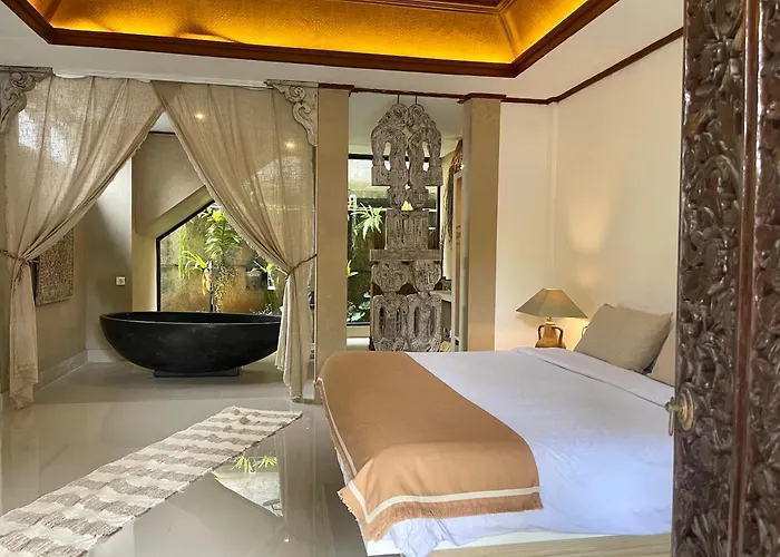 Chakra Living Hotel *