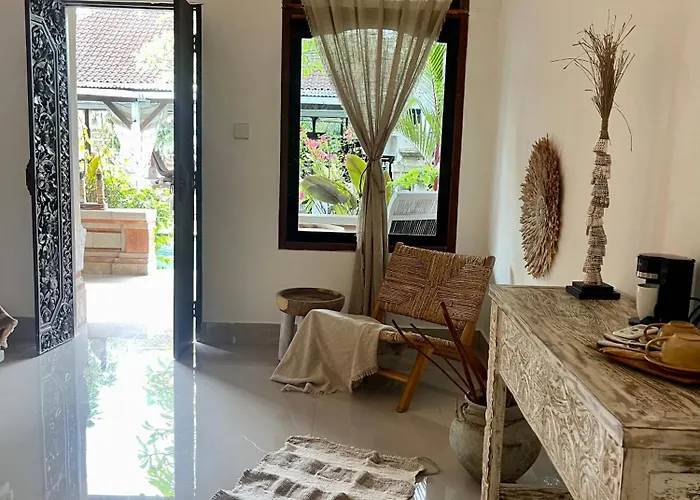 Hotel Chakra Living *
