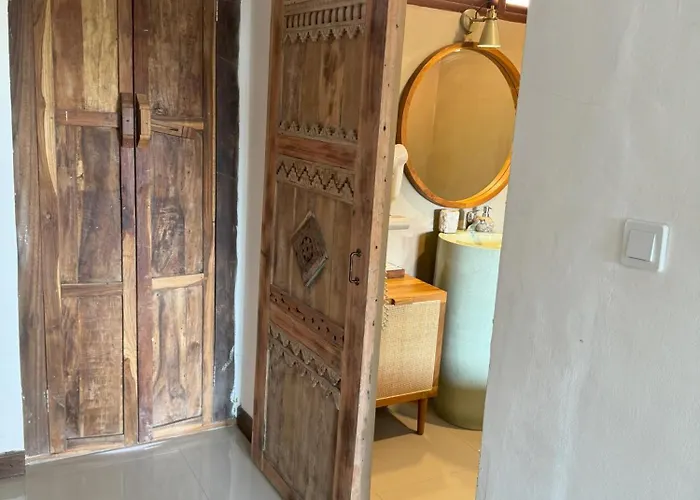 Hotel Chakra Living